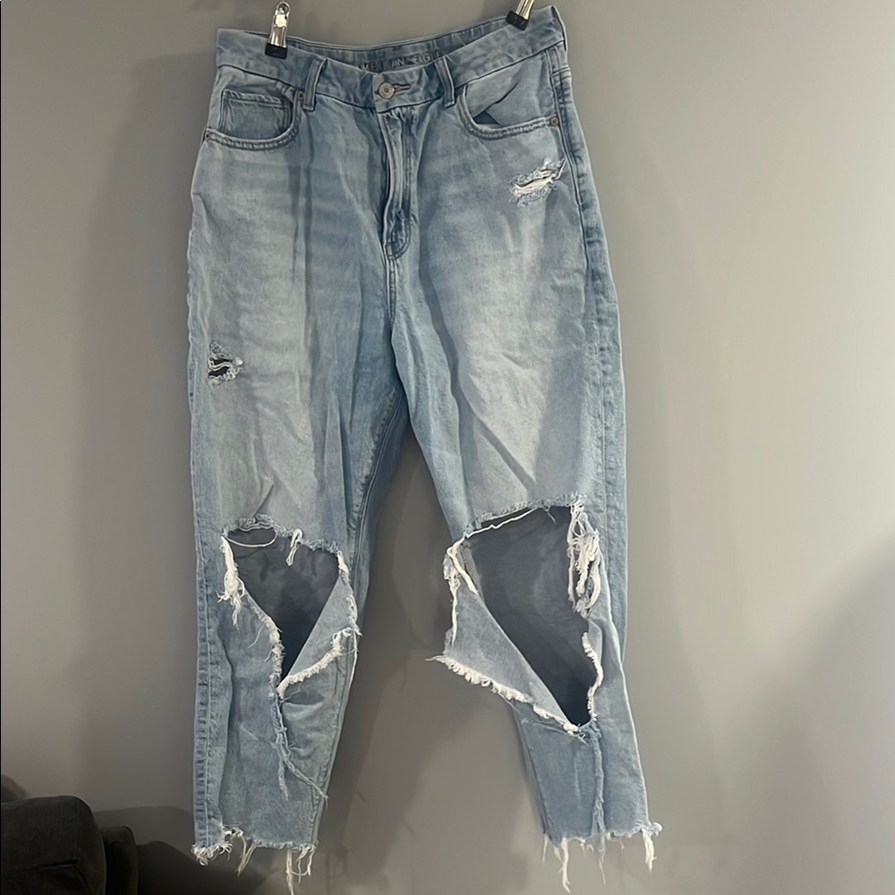 American Eagle Outfitters Blue Boyfriend Jeans Distressed Relaxed Fit